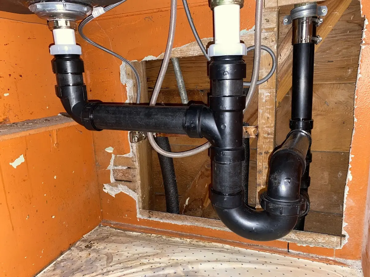 Professional Pipe Bursting equipment and tools on the job in Eugene